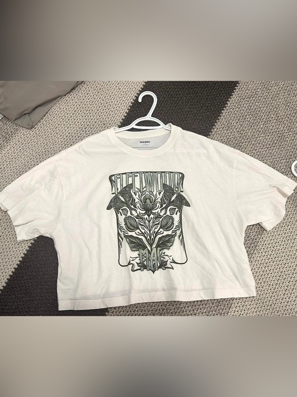 Old Navy Graphic Short Sleeve Tee XL